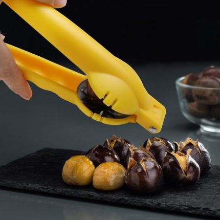Chestnut master: easy-to-use 2-in-1 nut cracker and vegetable cutter