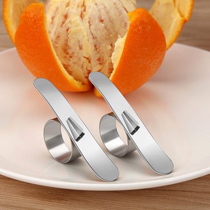 Stainless steel orange peelers – effortlessly peel citrus fruits with this handy kitchen gadget (set of 2)