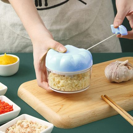 3-in-1 garlic press and meat grinder: multifunctional kitchen gadget for effortless food preparation