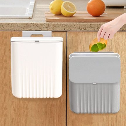 9l hanging trash can with lid: wall-mounted kitchen garbage cube for use on cabinet doors and in bathrooms – ideal waste bin for small spaces