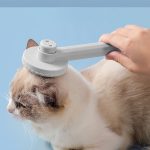 Efficient pet hair brush for cats & dogs – removes tangles & knots, ideal for grooming & cleaning