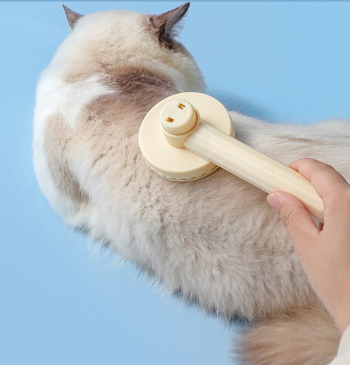 Efficient pet hair brush for cats & dogs – removes tangles & knots, ideal for grooming & cleaning