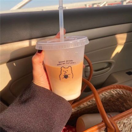 Stay cute and hydrated with our reusable tumbler with straw – perfect for summer and ideal for coffee, milk, and more