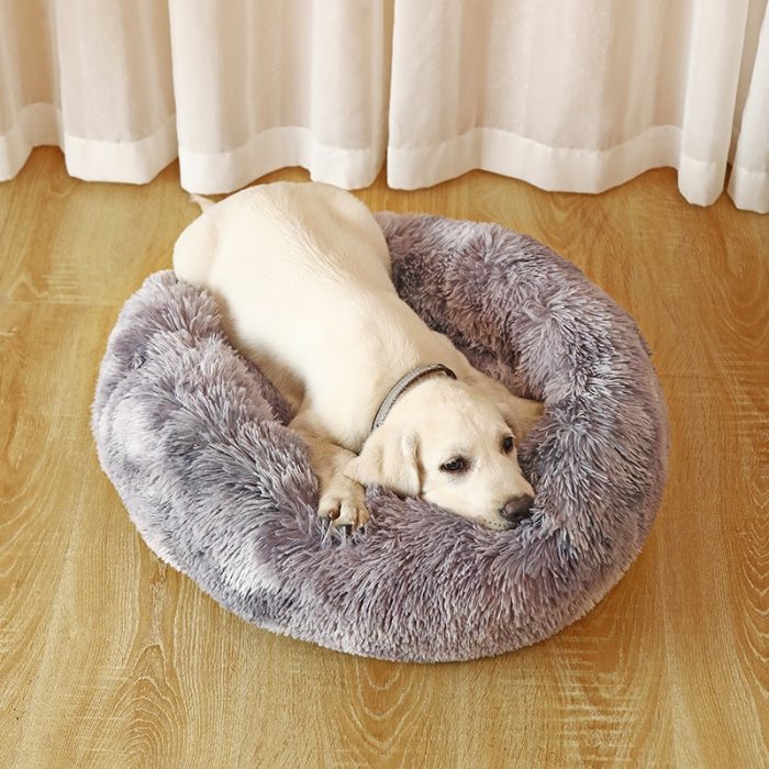 Plush donut dog sofa bed – washable pet mat for small and large dogs & cats – round and cozy sleeping surface for maximum comfort