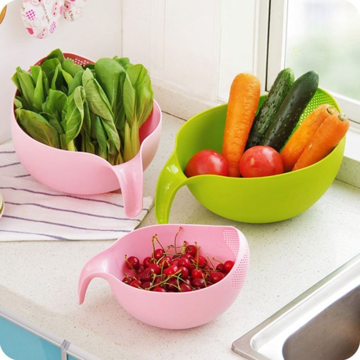 Rice washing strainer and vegetable colander – your essential kitchen gadget