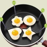 Stainless steel egg and pancake shaper set – 5 different molds for frying eggs and making omelettes – kitchen gadget and cooking tool