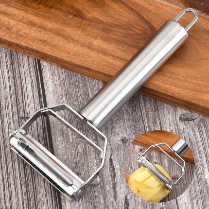 Stainless steel julienne peeler: effortless kitchen gadget