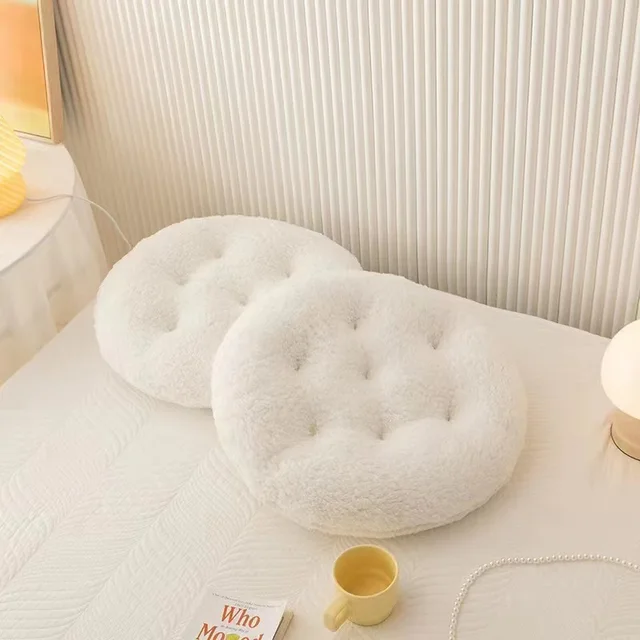 1PC plush cushion