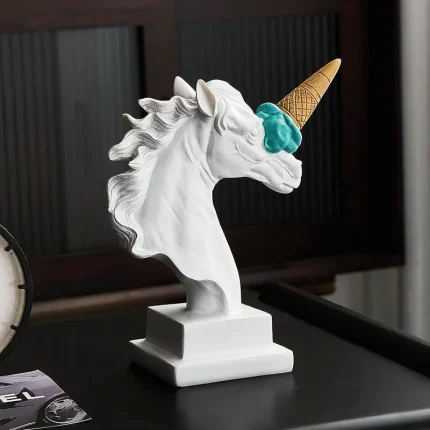 Ice Cream Dream, European Modern Horse Head Sculpture - Whimsical Resin Décor for Home Desktops