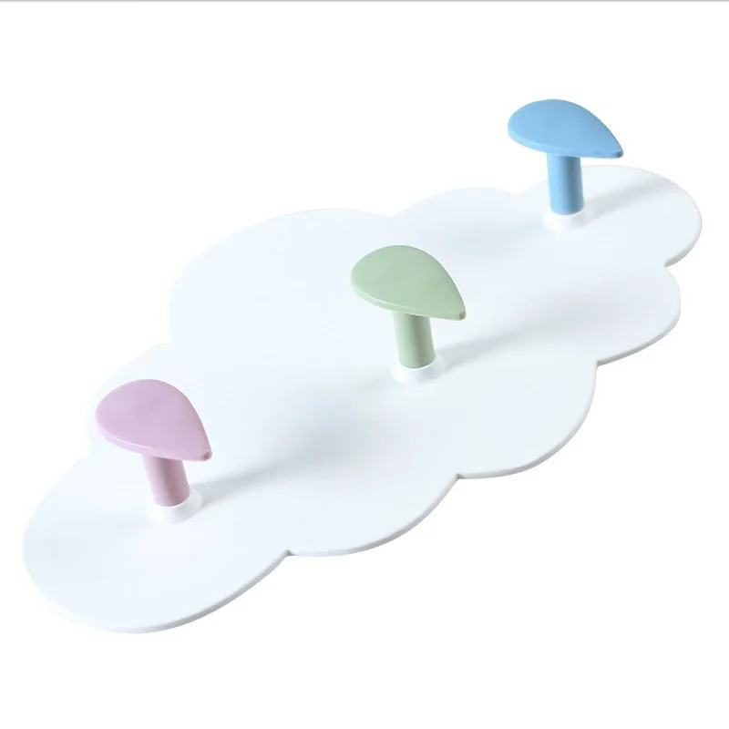 9158945002_686655838